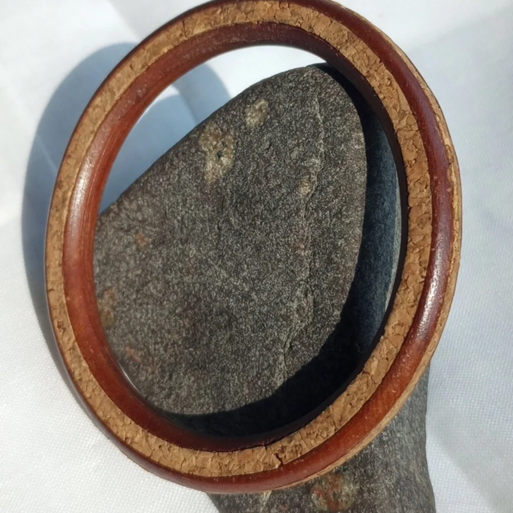 Vintage '70s cork inlay wood bangle